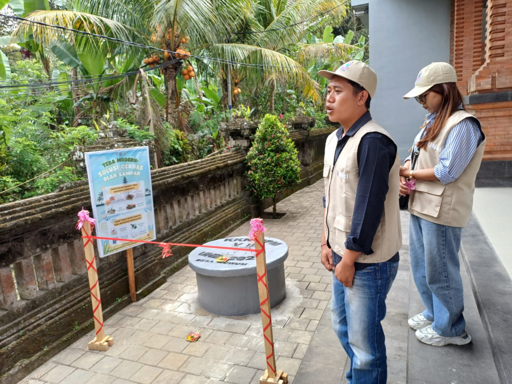 Peresmian Teba Modern Desa Kuwum bersama KKN Universitas Bali Internasional